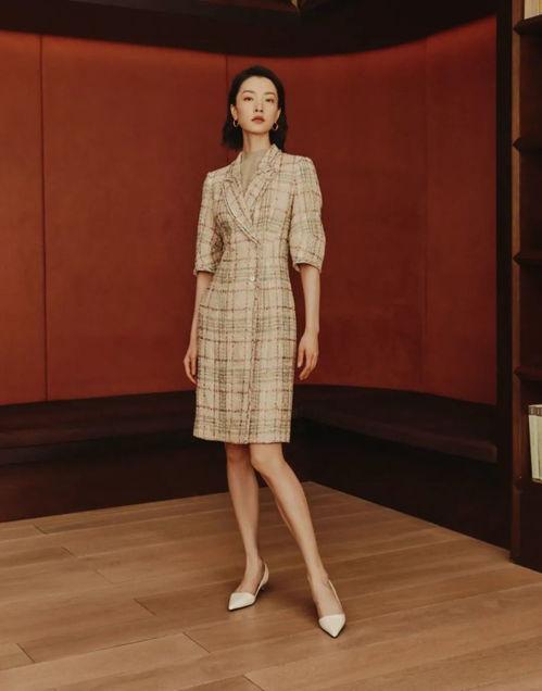 明星国产衣服,明星同款国产服饰引领时尚潮流