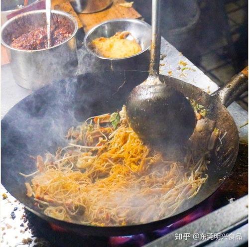 街头网红炒米粉加盟,开启你的美食创业之旅