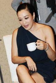 明星露诶裤,明星们的潮流穿搭揭秘